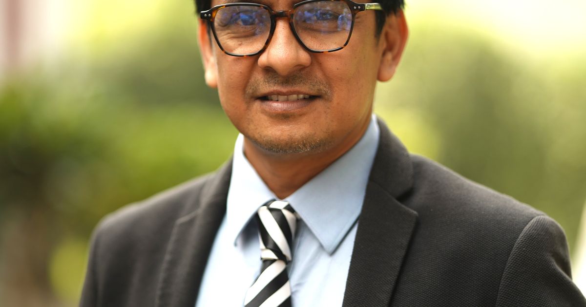 Tanzil Hasnain Moin Roneet | Head of Dept. | R. P. Shaha University